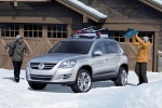 Picture of 2011 Volkswagen Tiguan in Reflex Silver Metallic