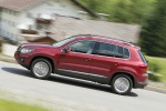 Picture of 2012 Volkswagen Tiguan in Wild Cherry Metallic