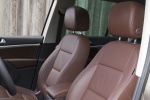 Picture of 2016 Volkswagen Tiguan Front Seats