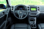 Picture of 2016 Volkswagen Tiguan Cockpit in Black