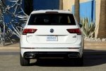 Picture of 2018 Volkswagen Tiguan R-Line in Pure White