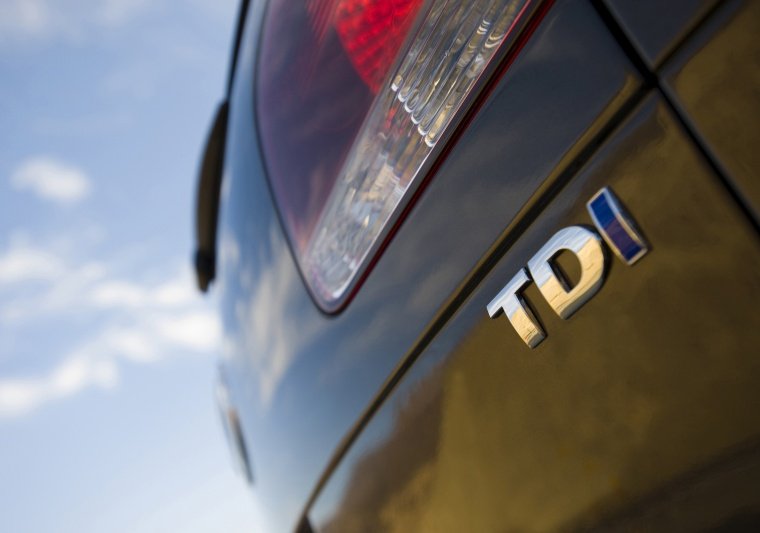 2010 Volkswagen Touareg TDI Tail Light Picture