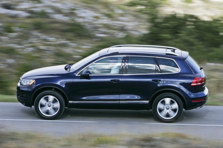 2012 Volkswagen Touareg Hybrid Picture