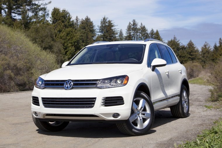 2014 Volkswagen Touareg TDI Picture