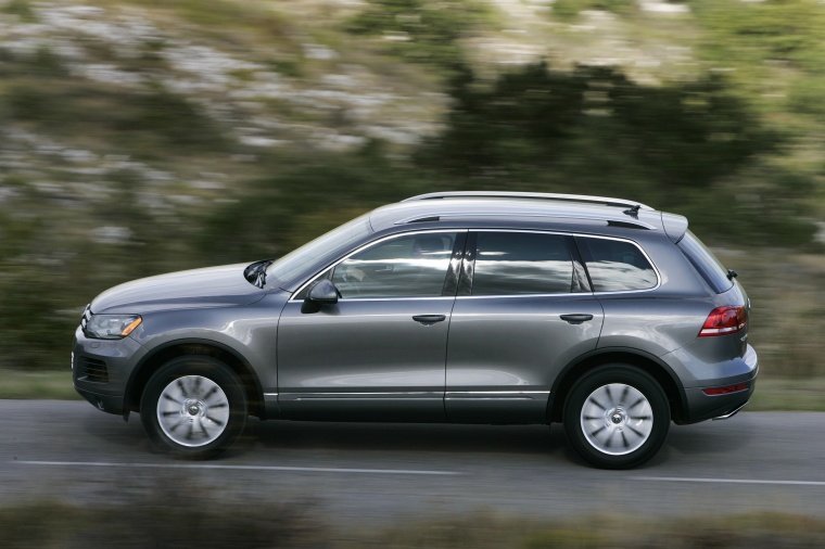 2014 Volkswagen Touareg V6 Picture