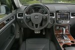 Picture of 2014 Volkswagen Touareg Hybrid Cockpit