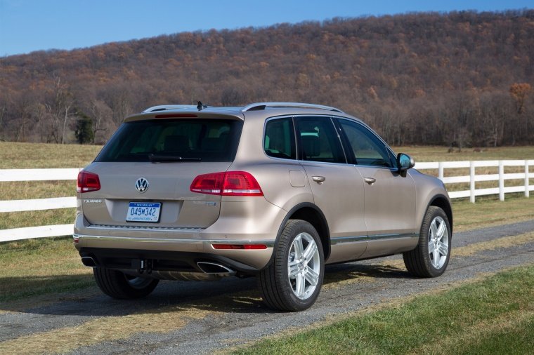 2015 Volkswagen (VW) Touareg TDI Picture