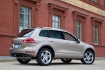 Picture of 2015 Volkswagen (VW) Touareg TDI in Sand Gold Metallic