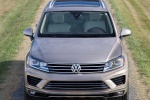 Picture of 2015 Volkswagen (VW) Touareg TDI in Sand Gold Metallic