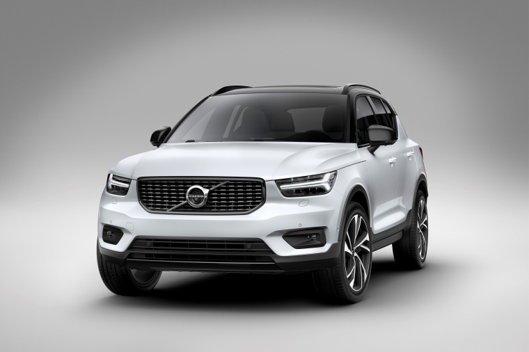 2019 Volvo XC40 T5 R-Design AWD Picture