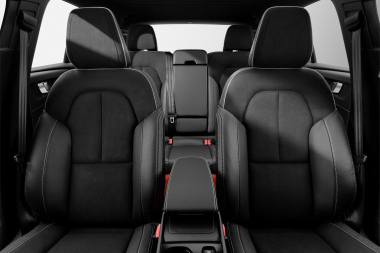 2019 Volvo XC40 T5 R-Design AWD Front Seats Picture