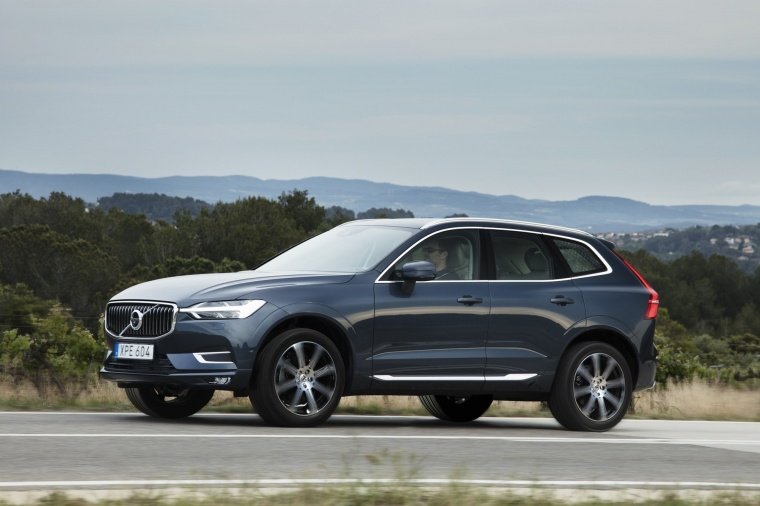 2018 Volvo XC60 T6 AWD Picture