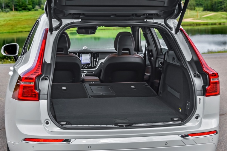 2018 Volvo XC60 T8 eAWD Trunk with Rear Seats Folded Picture