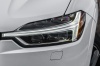 2018 Volvo XC60 T8 eAWD Headlight Picture