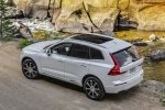 Picture of 2018 Volvo XC60 T8 eAWD in Crystal White Metallic