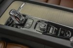 Picture of 2018 Volvo XC60 T8 eAWD Center Console