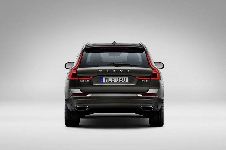 2019 Volvo XC60 T6 AWD Picture
