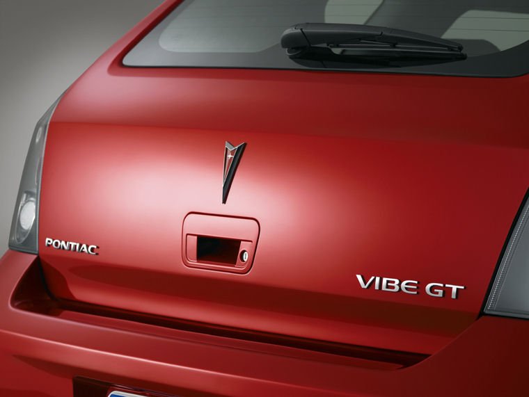 2009 Pontiac Vibe GT Rear Facia Picture