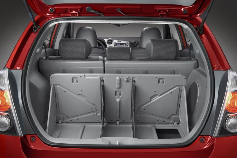 2009 Pontiac Vibe GT Trunk Picture