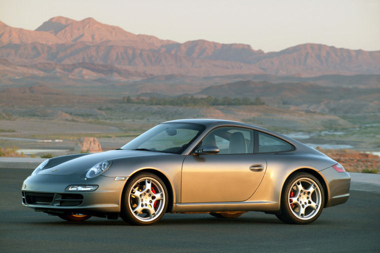 2005 Porsche 911 Carrera S Picture
