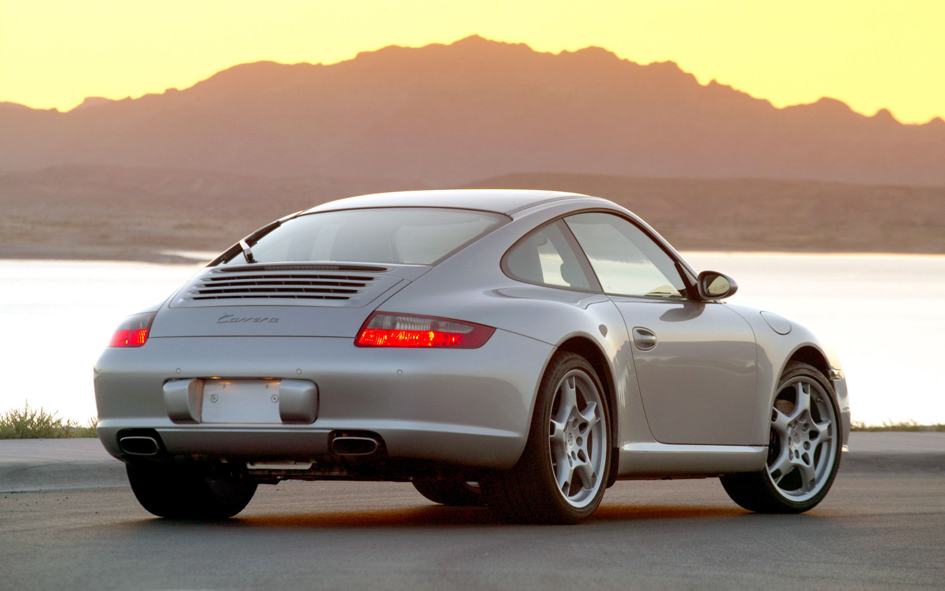 Porsche 911 Desktop Wallpaper