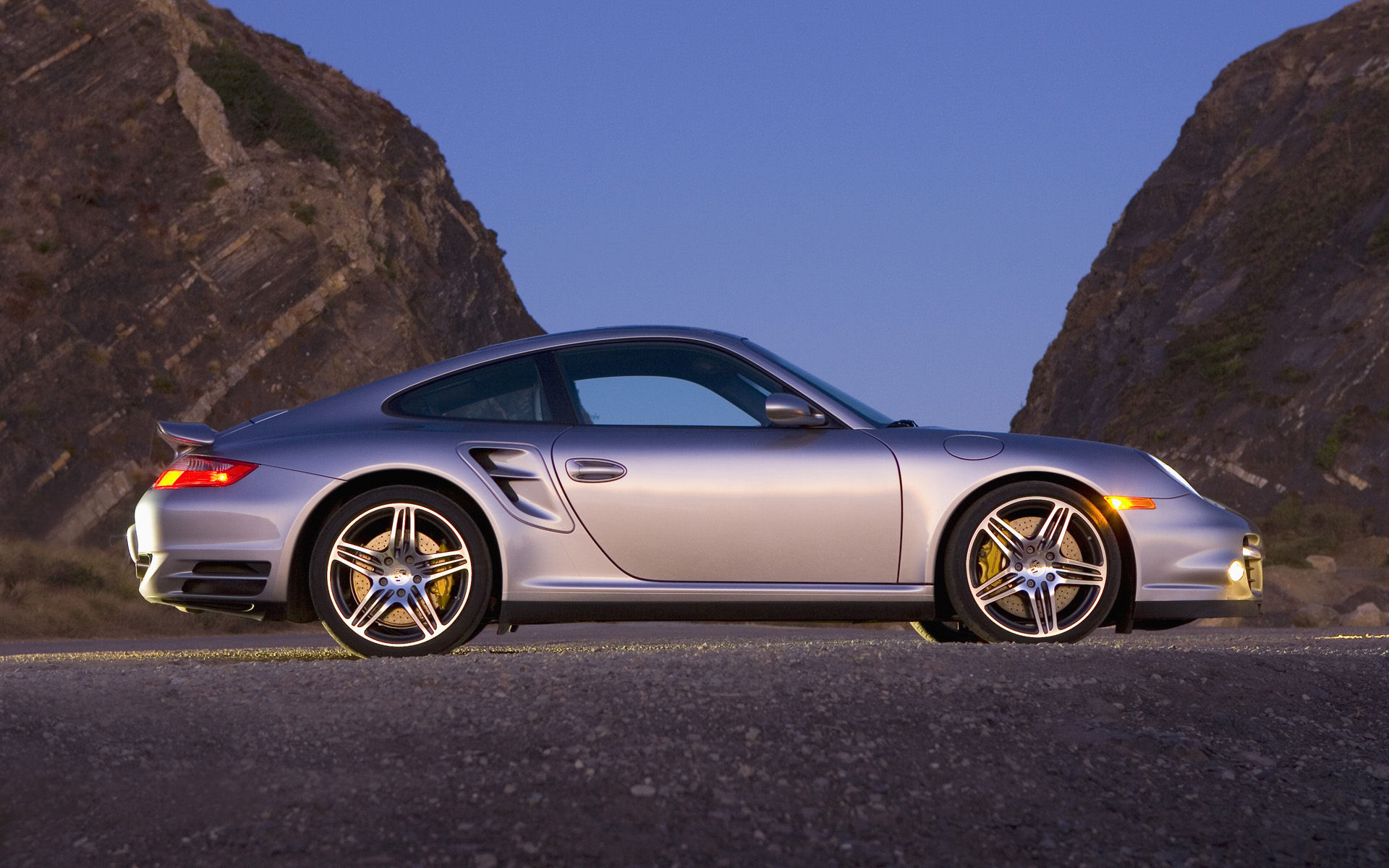 Porsche 911 Desktop Wallpaper