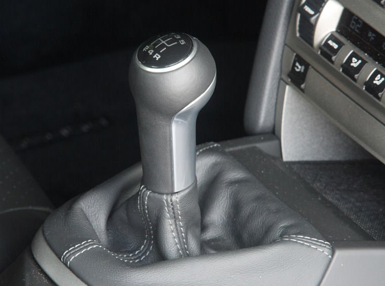 2008 Porsche Boxster Gear Lever Picture