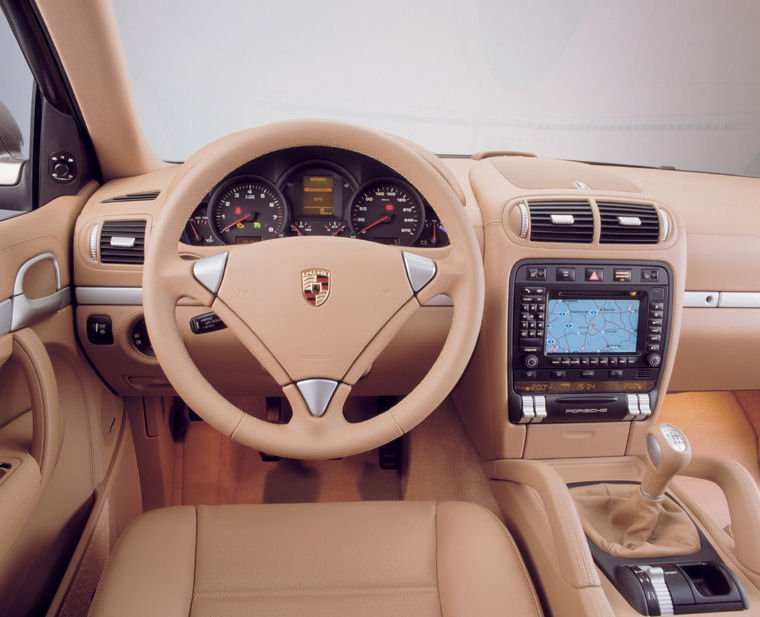 2008 Porsche Cayenne Turbo Cockpit Picture