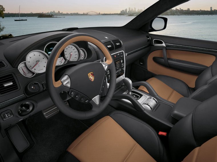 2009 Porsche Cayenne Turbo S Interior Picture
