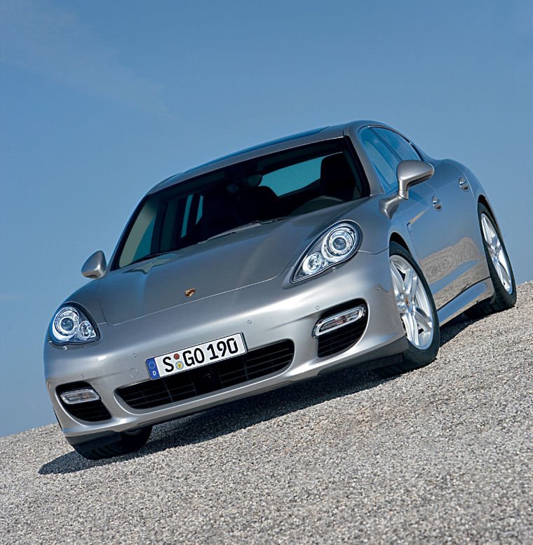 2010 Porsche Panamera Turbo Picture