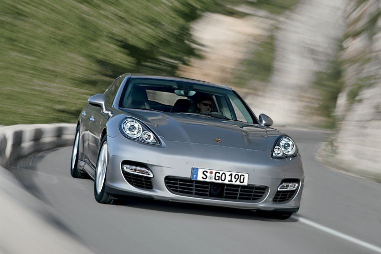 2010 Porsche Panamera Turbo Picture