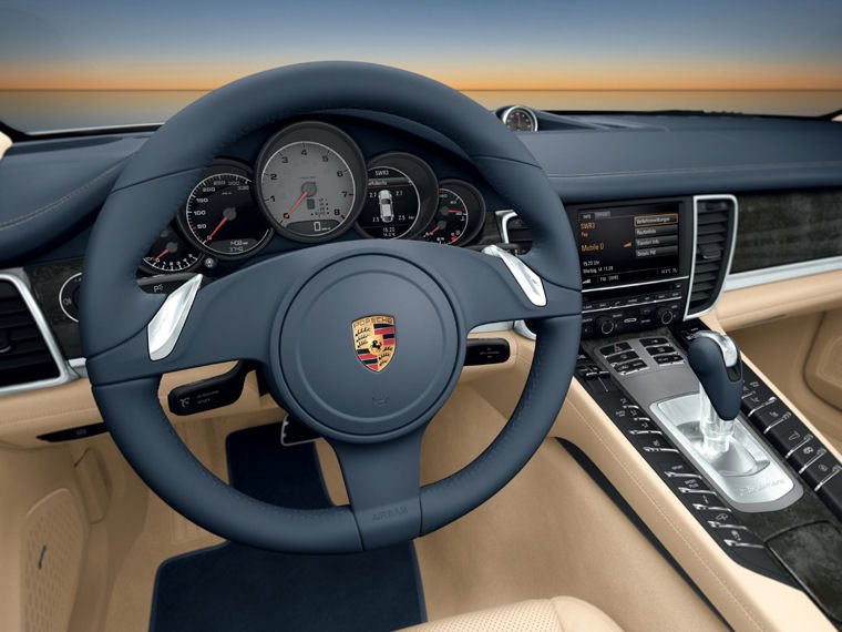 2010 Porsche Panamera Turbo Interior Picture