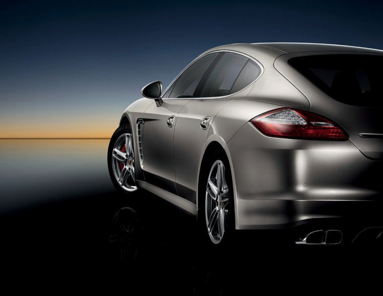 2010 Porsche Panamera Turbo Picture