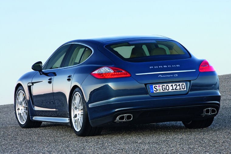 2010 Porsche Panamera 4S Picture