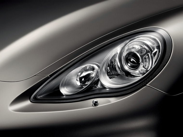 2011 Porsche Panamera Turbo Headlight Picture