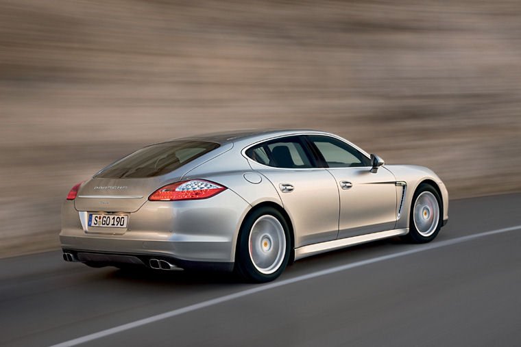 2011 Porsche Panamera Turbo Picture