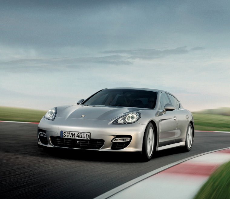 2011 Porsche Panamera Turbo Picture