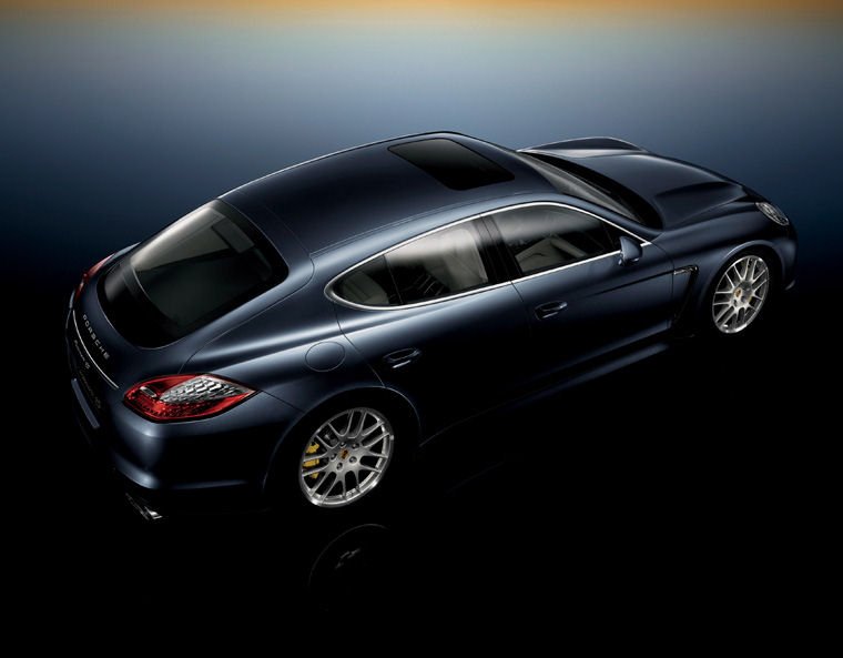 2011 Porsche Panamera 4S Picture