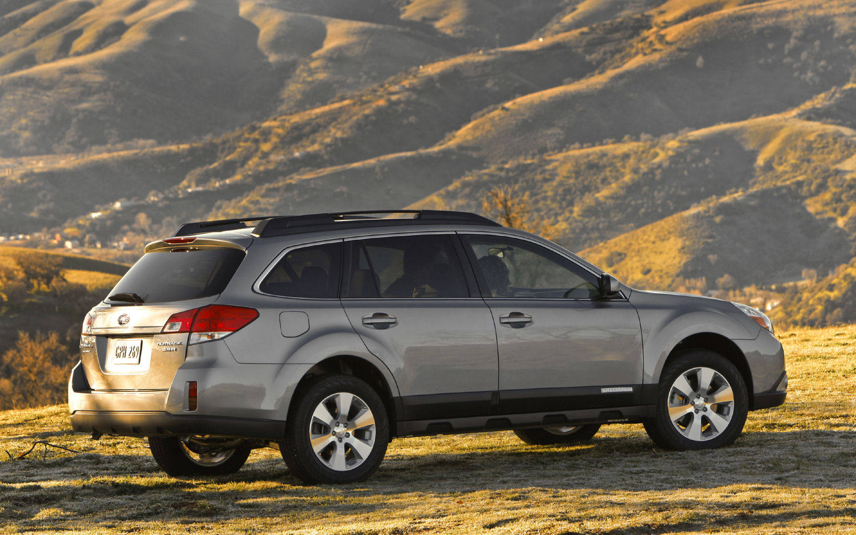 Subaru Outback Desktop Wallpaper