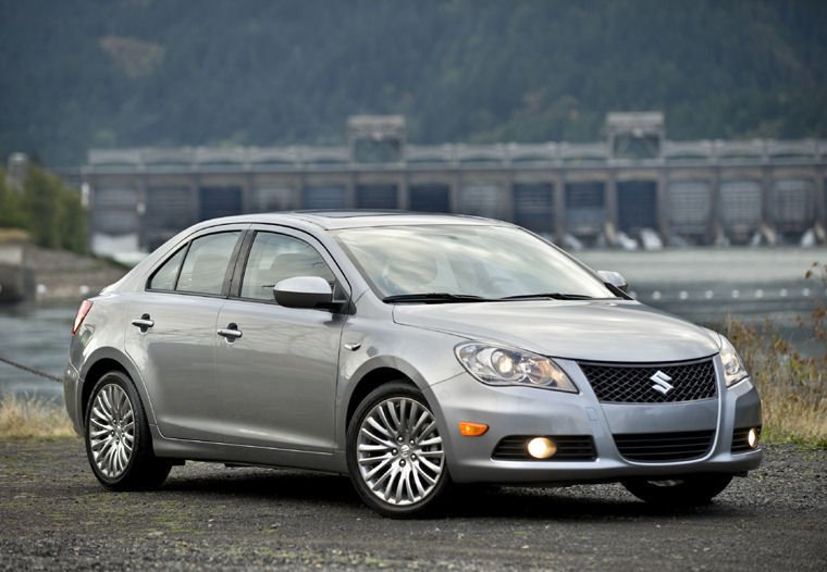 2010 Suzuki Kizashi Picture