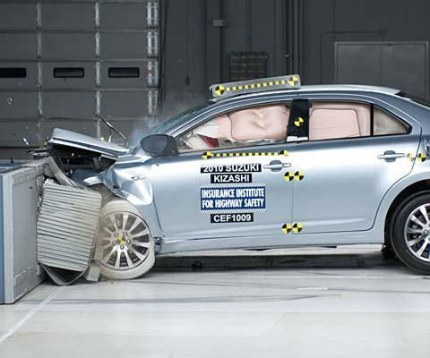 2010 Suzuki Kizashi IIHS Frontal Impact Crash Test Picture
