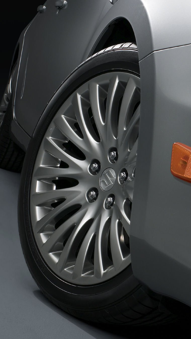 2011 Suzuki Kizashi Rim Picture