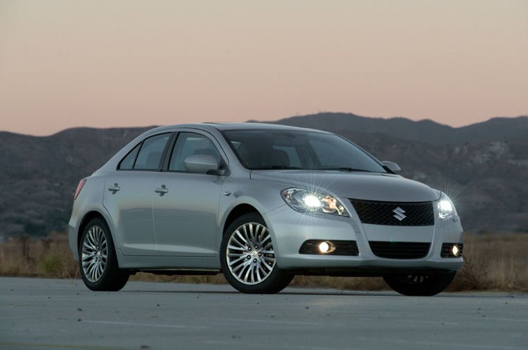 2011 Suzuki Kizashi Picture