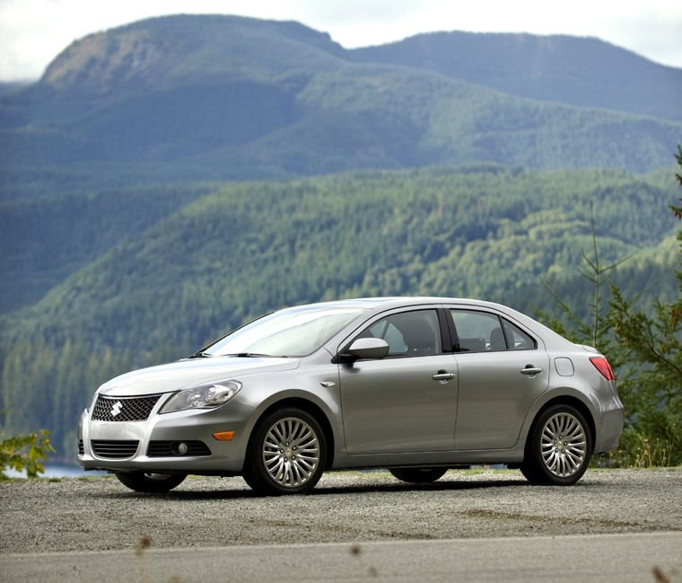 2011 Suzuki Kizashi Picture