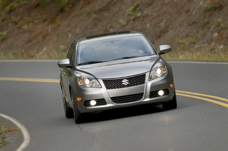 2011 Suzuki Kizashi Picture