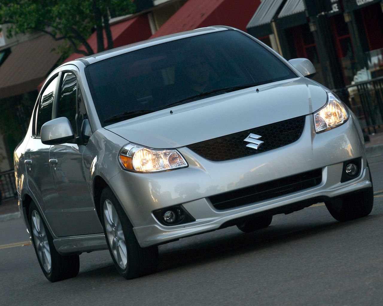 Suzuki SX4 Desktop Wallpaper