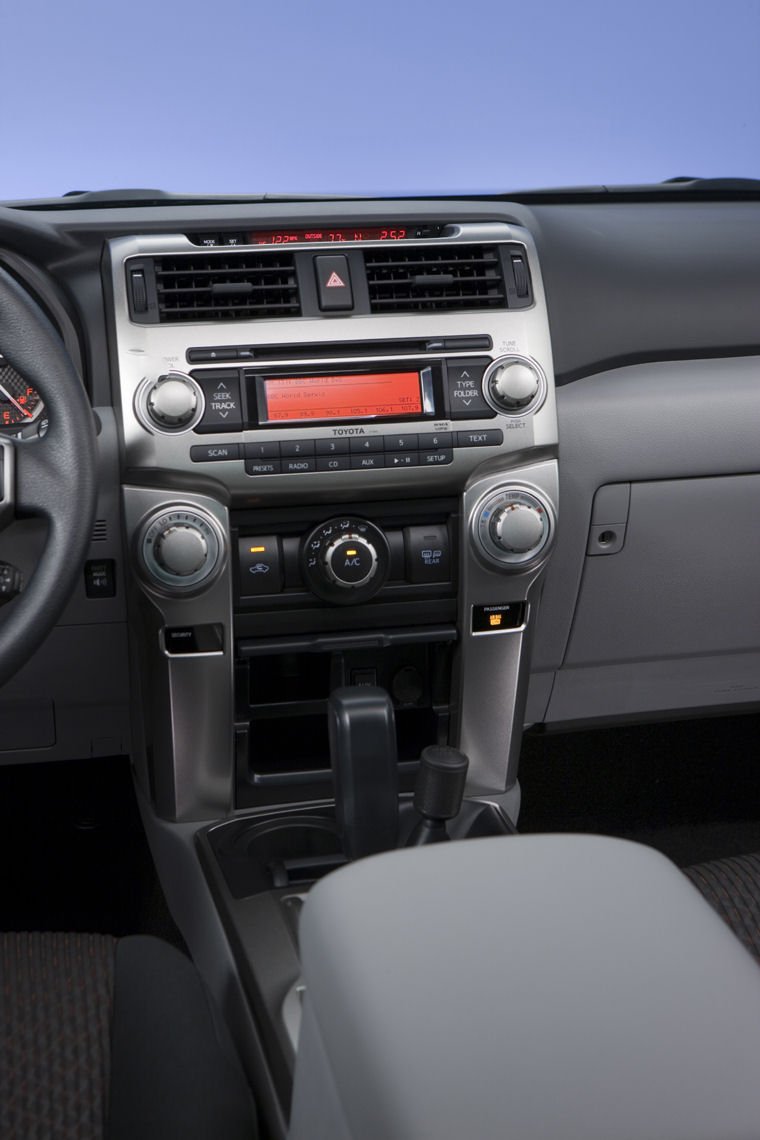 2010 Toyota 4Runner SR5 Center Stack Picture