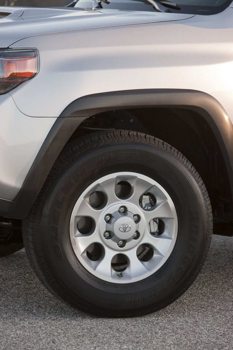 2010 Toyota 4Runner Trail Rim Picture