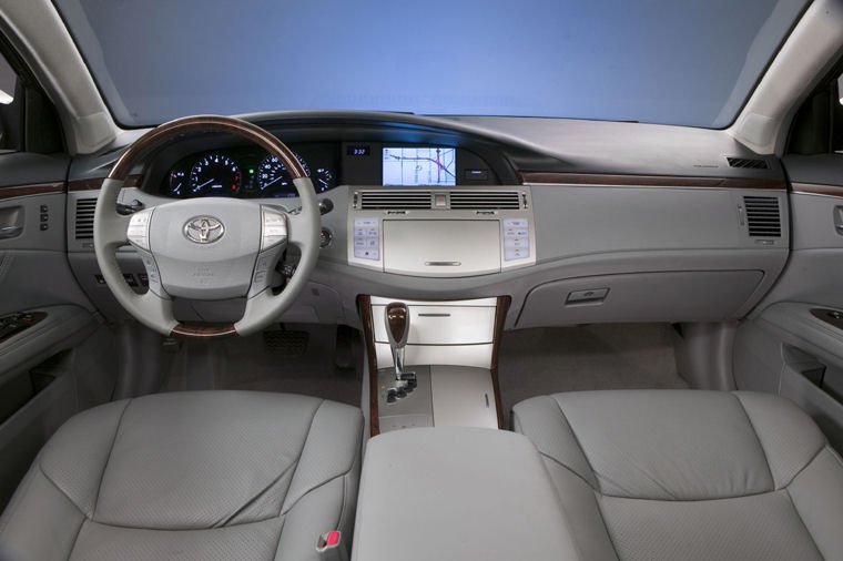 2008 Toyota Avalon Limited Cockpit Picture