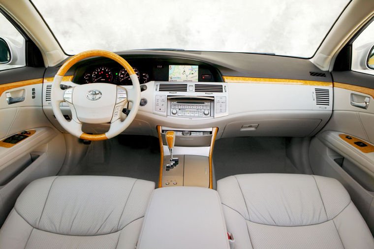 2010 Toyota Avalon Limited Cockpit Picture